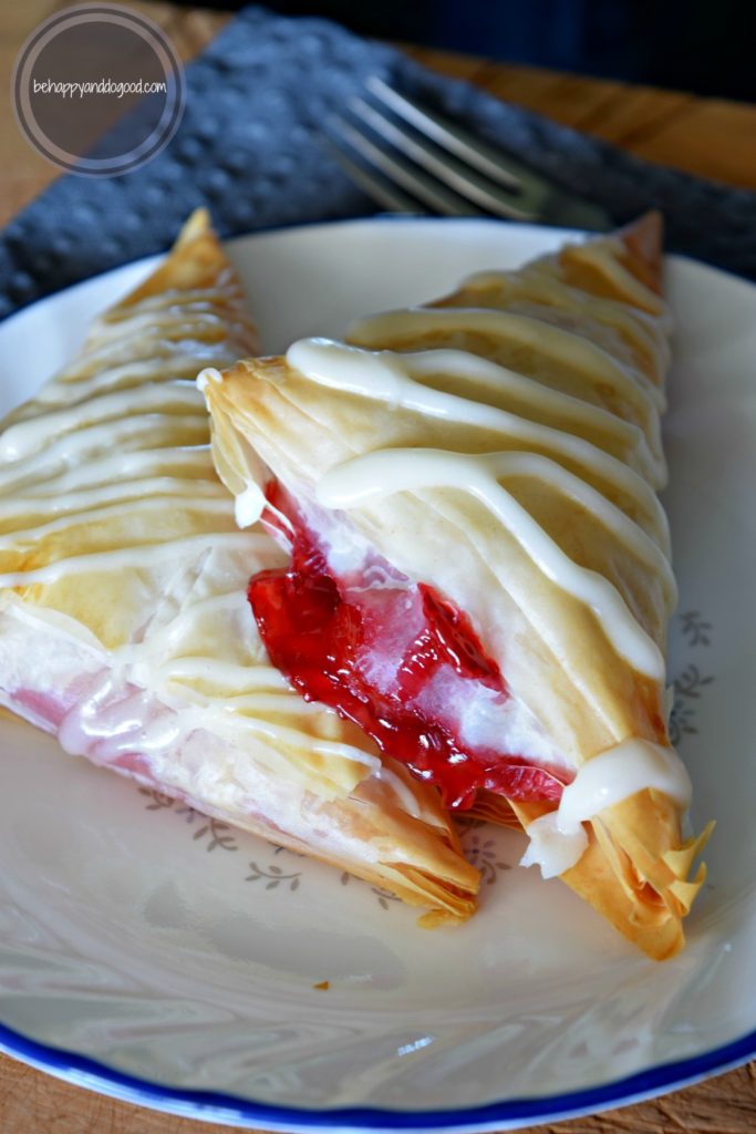 cherry turnovers with crescent rolls cherry turnovers with crescent rolls